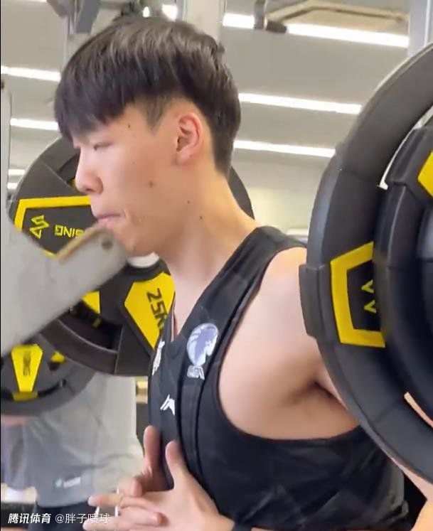 午夜视频在线观看完整版
