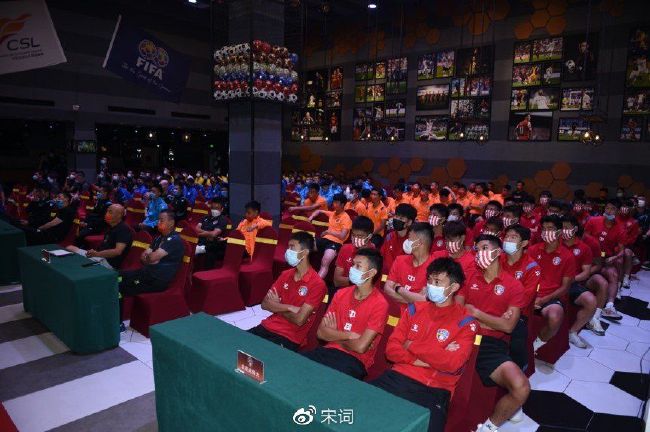午夜精品久久久久